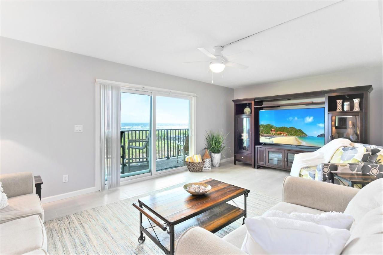 Cocoa Beach Club Room photo